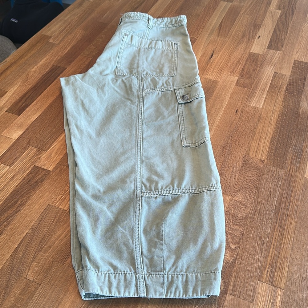 Anthropologie Crop Cargo Pants, 10 petite - Picture 7 of 7